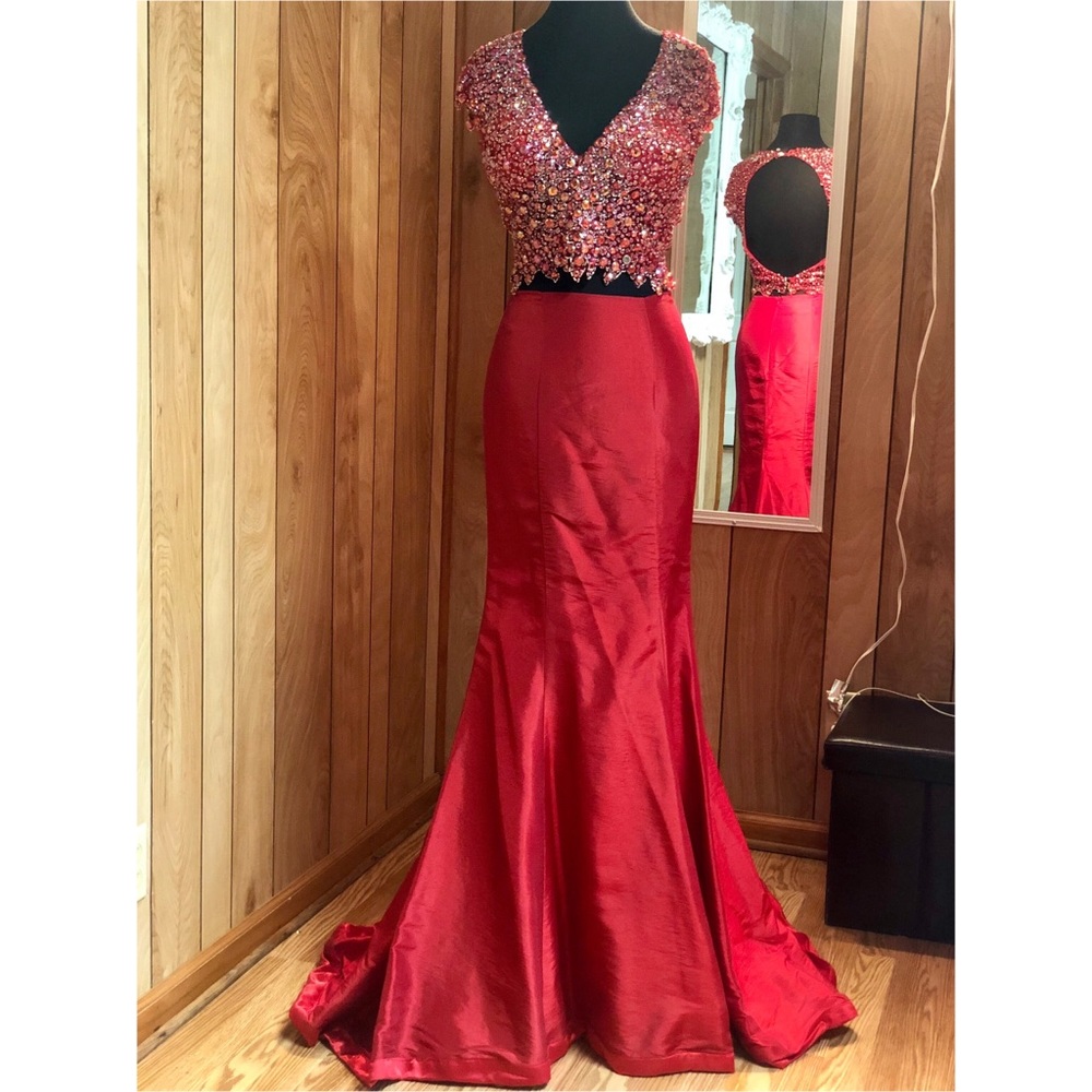 Two Piece Prom Dress/ Formal Gown